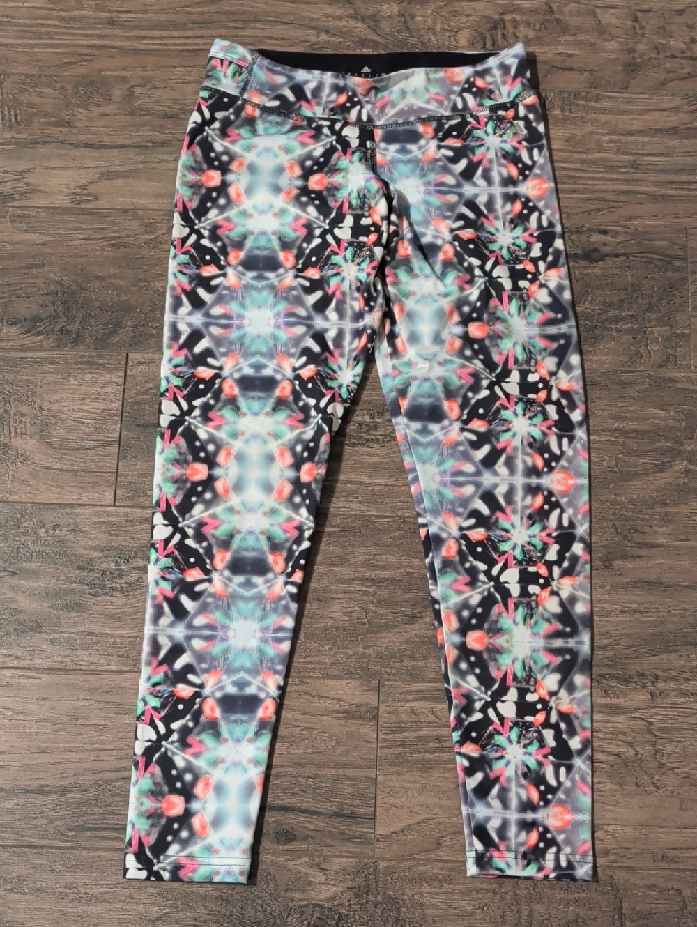 ​Adidas Climalite Multicolor Kaleidoscope Print Workout Leggings Size Small